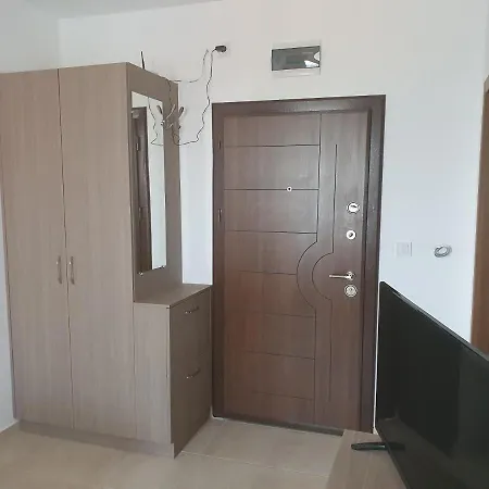 Apartmenti Smokiniya Apartmán *